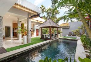 Buddha Beach Villa Seminyak