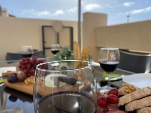 Modern family home near the pool with private jacuzzi