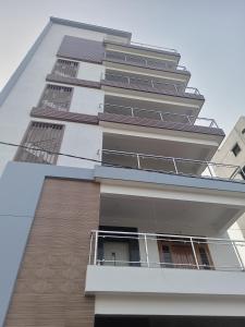 Servostay KPHB Phase 15 New Stunning 3 BHK - 1st Floor