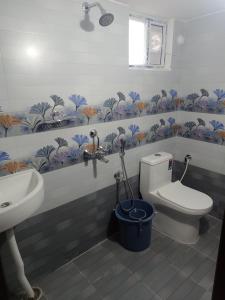 Servostay KPHB Phase 15 New Stunning 3 BHK - 1st Floor