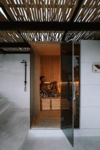 Nanuku House