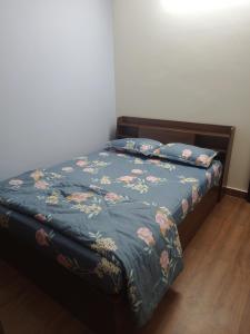 Servostay KPHB Phase 15 New Stunning 3 BHK - 3rd Floor