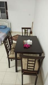 Femme stay lounge