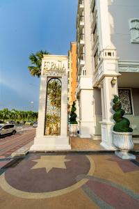 ESPANA RESORT CONDO PATTAYA by LUX