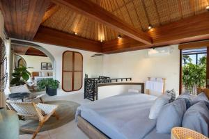 Villa Pawikan Gorgeous 4 beds villa in the heart of Seminyak