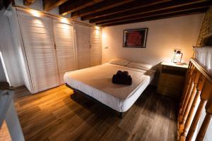 Shiny Alamos Super Family Studio