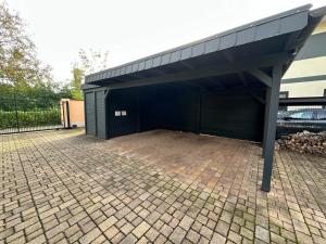 Stadtvilla in Leipzig 7 Personen 3 Schlafzimmer 2 Bäder Garten und Terrasse zentral gelegen Messe Innenstadt Seen