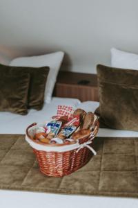 Boutique Hotel First City