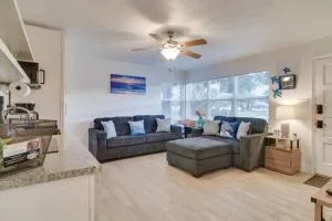 Pet-Friendly Gulfport Home Walkable Location! - St Petersburg