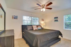 Pet-Friendly Gulfport Home: Walkable Location!