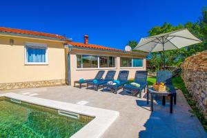 Ferienhaus Marija with private Pool