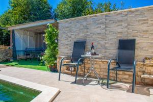 Ferienhaus Marija with private Pool 