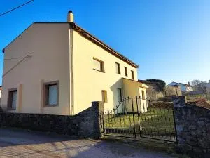 Apartamentos La Portilla de El Tejo - Lamadrid