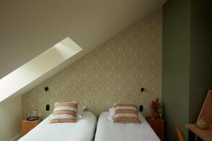 Hotels DOMAINE LE MEZO : photos des chambres