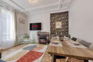 Centre de Paris à 10min, gare à 2 min à pieds, Parking privé gratuit