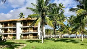 APARTAMENTO NA PRAIA no CONDOMÍNIO JUBIABÁ em OLIVENÇA - ILHÉUS