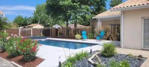 LesOyats33 - Maisonnette avec accès Piscine - Arès