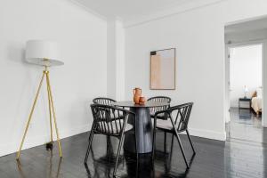 Midtown 2br w roofdeck doorman nr Central Park NYC-1247