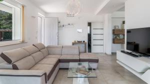 VILLA I CHIANI 8, Emma Villas