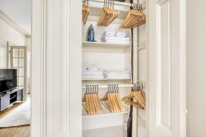 Logan Circle 1BR w WD nr U St Metro WDC-304