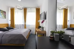 Hotel AMITY - Nehvizdy