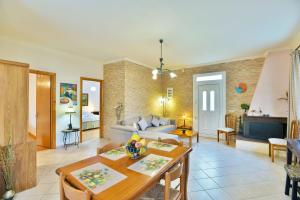 Drossos Garden House