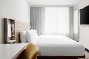 King Room room in SpringHill Suites by Marriott New York Manhattan/Times Square South