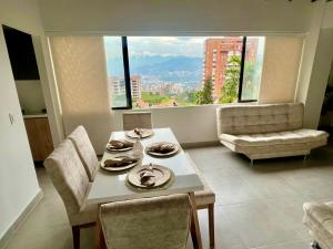 Apartamento Poblado Medellin Con Espectacular Vista