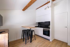 Joli Studio Champagne au Mont dor