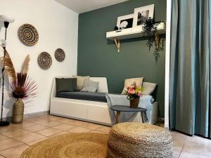 Aix-en-Provence, Cosy Studio idéalement situé avec Clim et linge fourni