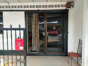 HrL Homestay Kangar