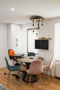 Rope Street eState Picturesque