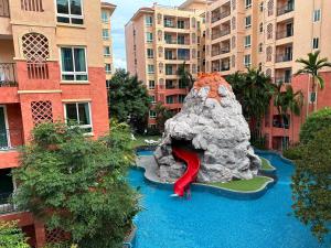 Seven Seas Condo Pattaya - 7 seas pool view