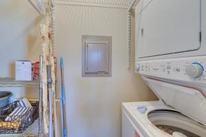 Dog-Friendly Pagosa Springs Condo Near Hot Springs
