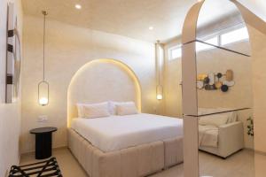 Presidential Studio with Gated Parking at Casas Sanblu