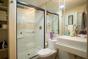 Casa Solmar with Gated Parking at Casas Sanblu