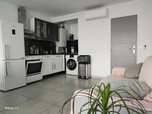 Vue exceptionelle ! MER-PORT-esplanade Oniria !