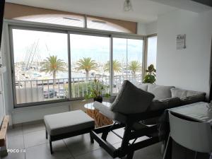 Vue exceptionelle ! MER-PORT-esplanade Oniria !