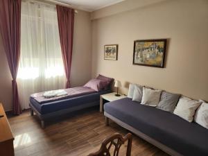 RoomsApartments PopCOURT