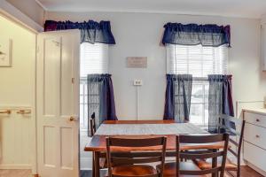 Pet-Friendly Auburn Apartment with Balcony!