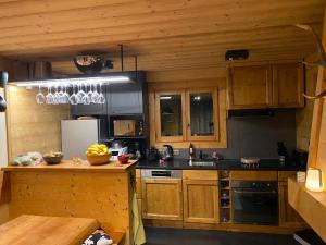 Chalets Chalet Megeve, ideal familles proche ski et centre village : photos des chambres