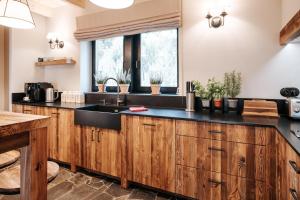 Villa Swiss na wyłączność - jacuzzi, sauna, bilard