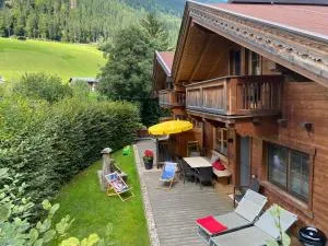 Alpenchalets Waldheim - 金兹灵