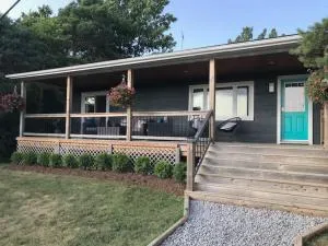 Grays Lane - Minutes to Sandbanks - Cherry Valley