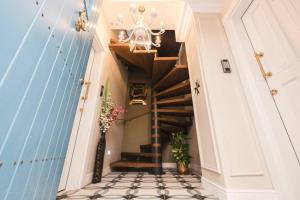 Zebbuga Lavish Suite 2