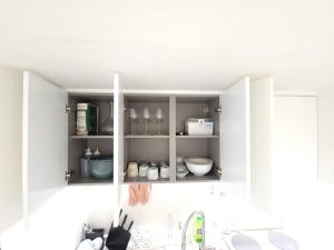 BridgeStar001 Gangnam Sinsa Station Garosugil 6 Guests