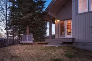 Apres Chalet Luxury Town Home off Ski Hill Rd - فيكتور