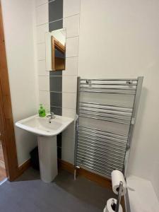 Apt 1 prime central Location close cathedral