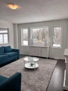 Modern & Cozy Kawartha Getaway - Beaverton