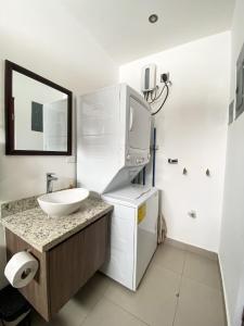 Hermoso Condominio en el Centro de Jaco Lapa Living